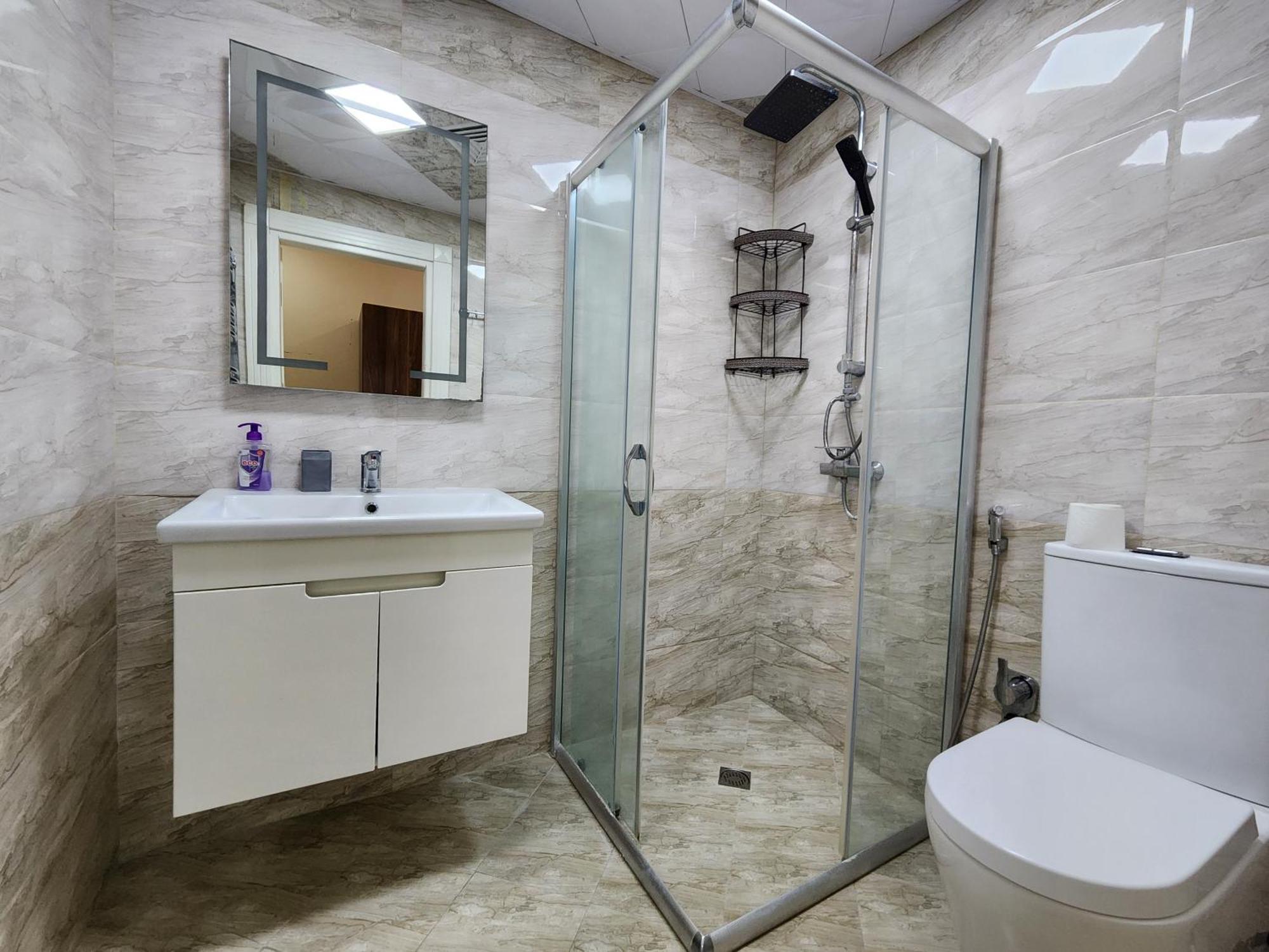 Park Azure Lux Apartment Bakoe Buitenkant foto