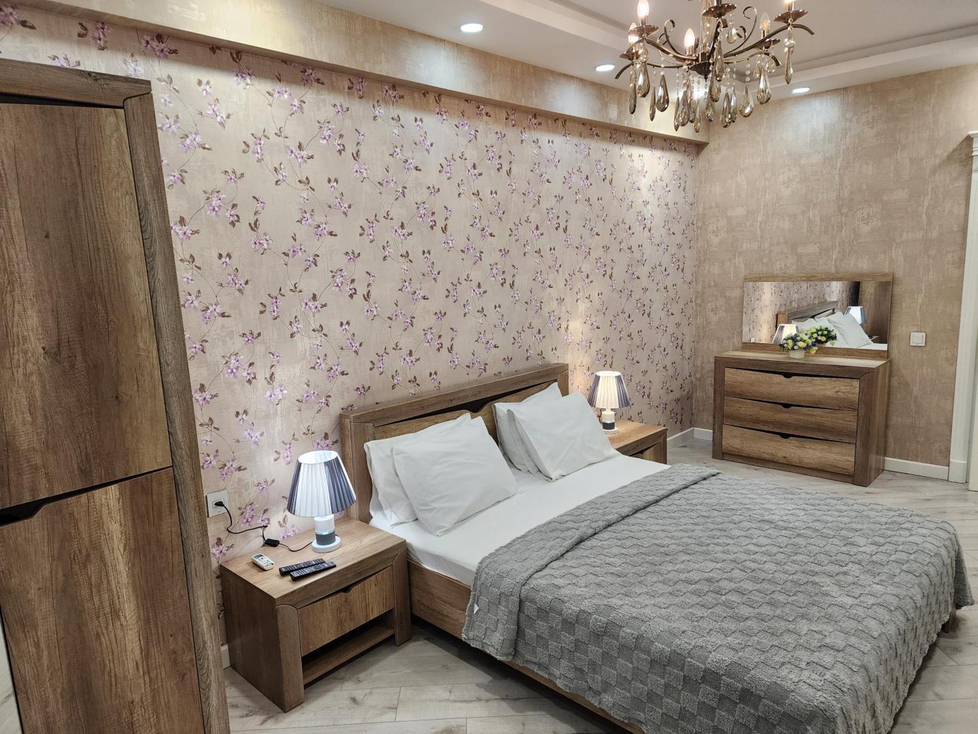 Park Azure Lux Apartment Bakoe Buitenkant foto